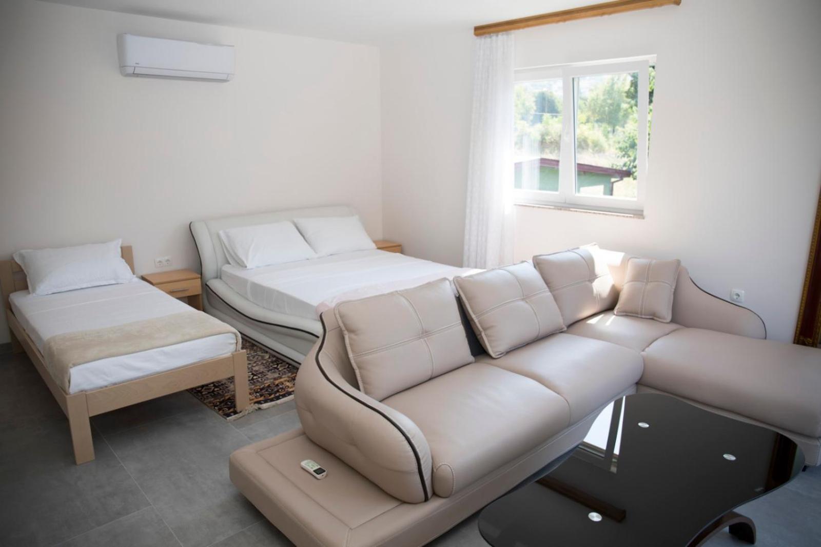 Kovac Riverfront Apartments Mostar Zewnętrze zdjęcie